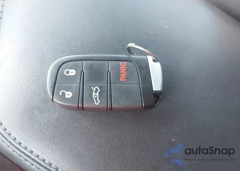 2019 Dodge Challenger Sxt z USA, uszkodzony, nr VIN 2C3CDZGG3KH705371